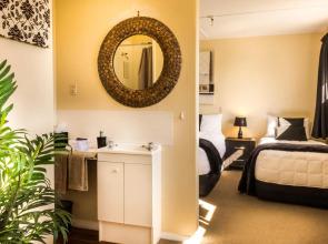 4 Bedroom Holiday Home Picton