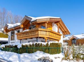 Swanky Chalet in Piesendorf With Wellness Area & Valley View