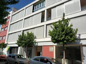 Spectacular views. All new with free parking