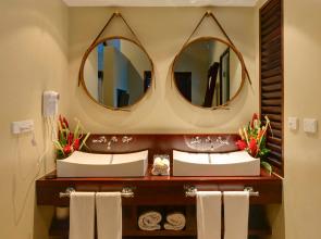 Warwick Le Lagon - Vanuatu