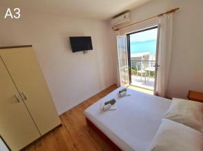 Mir - free parking - SA3(2)