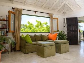 Mynt Retreat Bed and Breakfast