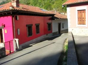House With 4 Bedrooms in La Riera Cangas de Onis, With Furnished Terrace