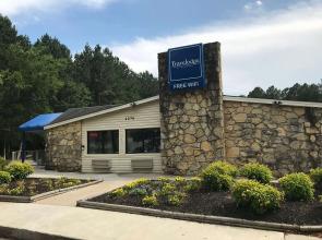 Travelodge by Wyndham Fayetteville