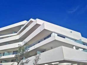 Superbe appart 3 p, 10 mn de la plage avec piscine et parking