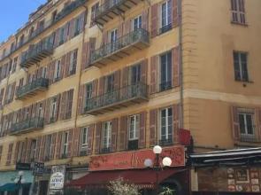 2 Bedrooms Appartement In Central Location on the famous Place Massena Nice