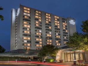 Crowne Plaza College Park - Washington DC by IHG