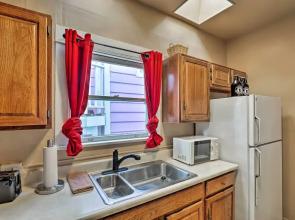 'St Valentine' Apartment w/ Balcony in Bisbee