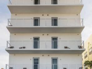 Luxury 2 bedroom apt in South Beach 502