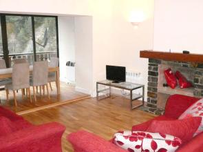 Apartment With 3 Bedrooms In Mas De Ribafeta With Wonderful Mountain View Balcony And Wifi