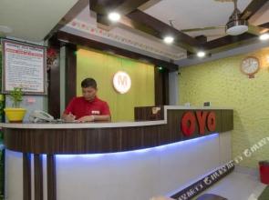OYO 320 Mega Hotel