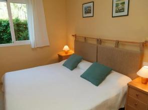 UHC Golden Pineda Apartments