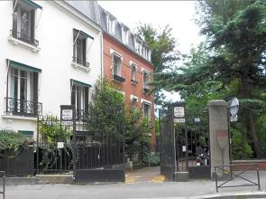 1 Square du Docteur Blanche