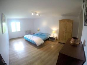 House With 2 Bedrooms in Octon , With Shared Pool