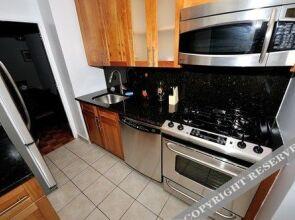 Market Rental Midtown East Apartments