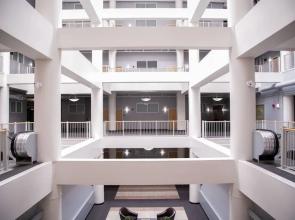 Art Deco 1BR in Historic Block Downtown