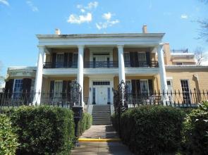 Cedar Grove Mansion Inn & Restaurant