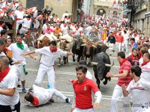 Heart of Pamplona Apartments I