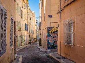 Appartement 5*, Climatisé, avec Terrasse au quartier Le Panier