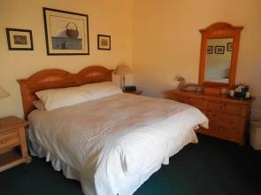 Whispering Pines Lodge