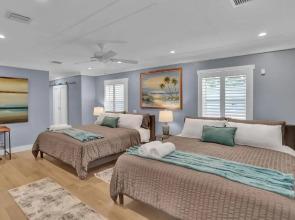 Modern & Fun 3BD Villa by the Beach, Pool & BBQ