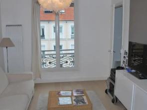 Apartment Corentin Celton Paris