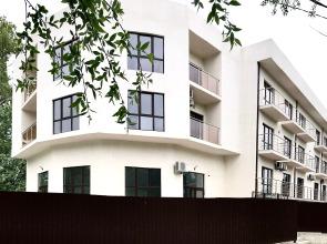 MG Panorama White House Guest House