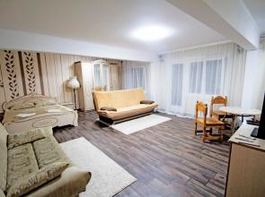 On Moskovsky Prospekt 8 Apartments