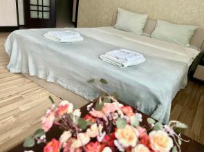 Prostornaya Kvartira V Tsentre Apartments