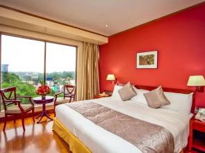 The Peninsula Chittagong