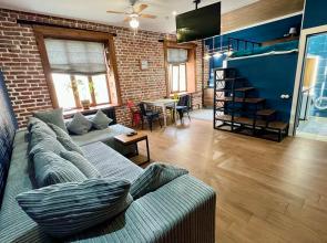 Studiya V Samom Tsentre S Parkovkoy Apartments