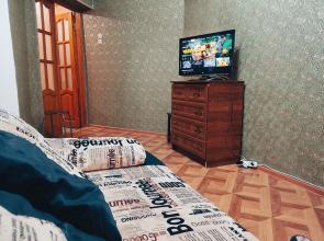 Dvukhkomnatnaya Kvartira V Tsentre Na Rozhanskogo