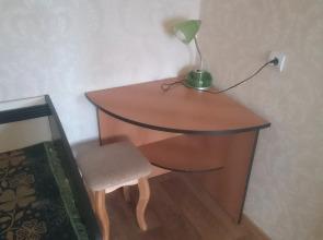 Domovoj Molodyozhnaya 13 Apartments