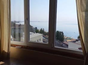 Chornomorska naberezhna 1I Apartments