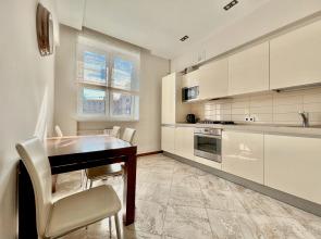 V Tsentre Minska S Vidom Na Tsirk Apartments