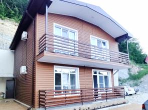 Na Ulitse Parkovaya 30 Apartments